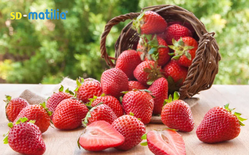 Dâu tây là loại trái cây thơm ngon và giàu dưỡng chất nhưng cần thận trọng vì có nguy cơ gây dị ứng