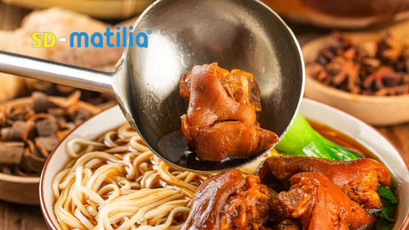 Ăn gì để nhiều sữa: Móng giò chứa nhiều dinh dưỡng trong việc cung cấp chất dinh dưỡng cho bé