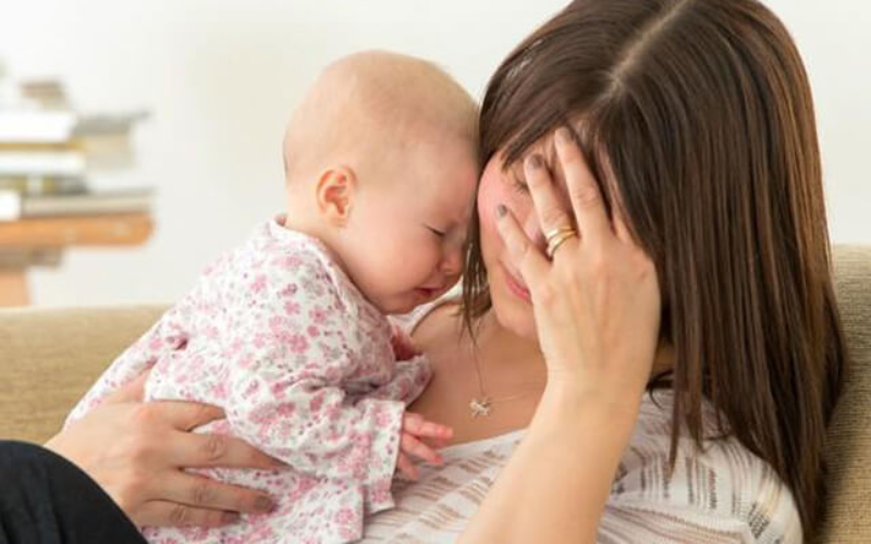 Nguyên nhân mất sữa sau khi sinh