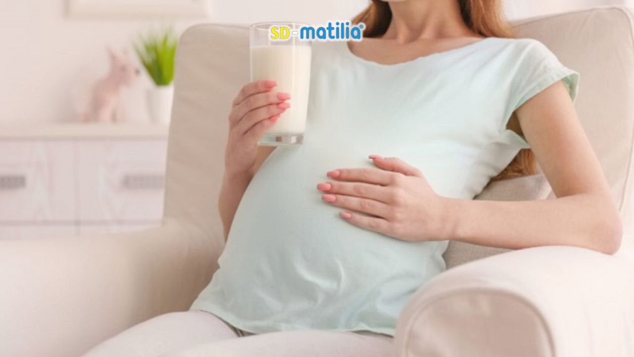 Sữa bầu Similac Mom 