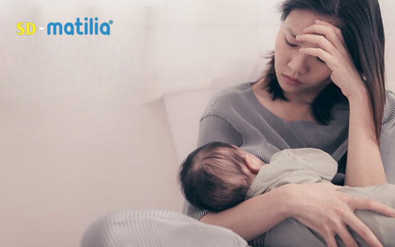 Căng trẳng, stress, ăn uống thiếu chất, không cho con bú đều là những nguyên nhân chính gây ít sữa